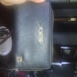 Joes wallet.
